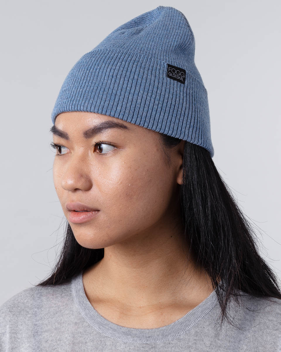 Start strong with this look