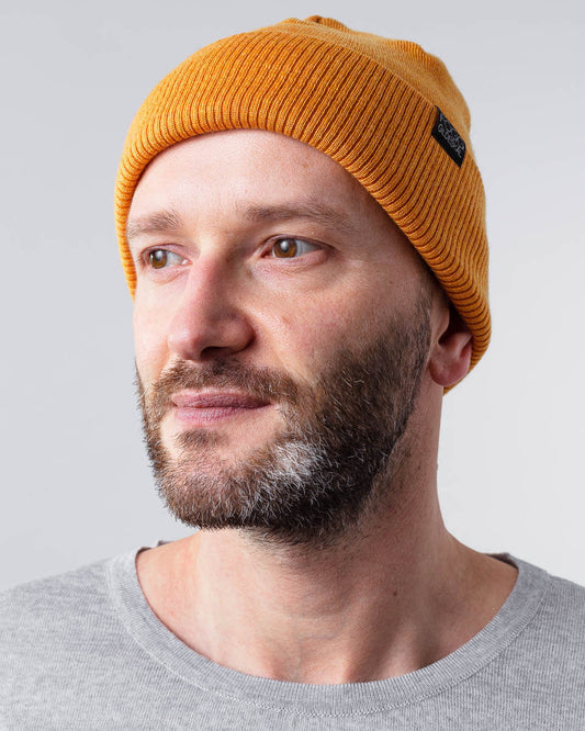 Beanie Kjølen – Setting Sun Yellow