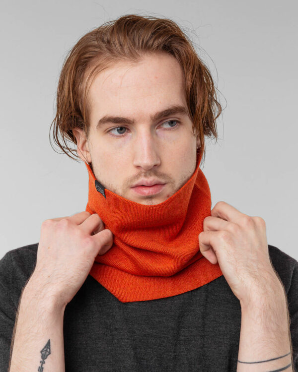 strikket hals oransje merinoull